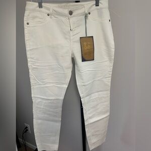 NWT Hippie Laundry White Jeans